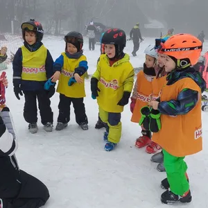 Lyžiarsky a korčuliarsky kurz v našej CMŠ - január 2025