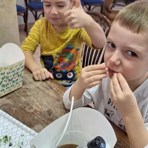 Škriatok Gregor opäť u nás....